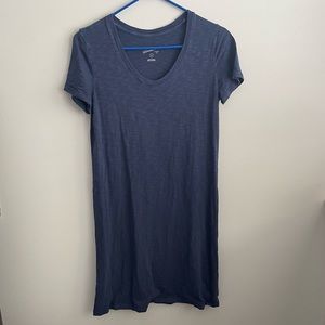 Navy t-shirt dress